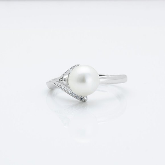 Jewelry - Natural Pearl Sterling Silver Ring